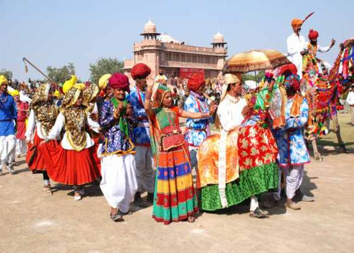 You are currently viewing Abhaneri Festival Events – A Lively, Vibrant Cultural Affair of Tales and Tradition