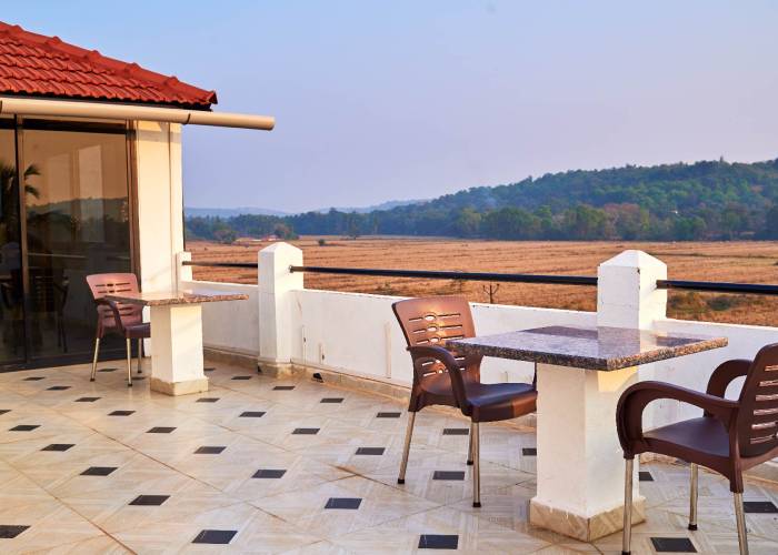 10 Must Try Destinations & Staycations for Digital Detox Travel