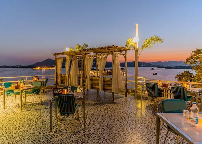 7 Ways to Enjoy Mini-Moon with Moustache Udaipur Luxuria