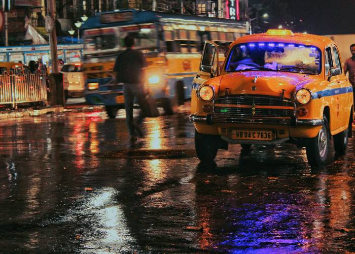 Think City-escaping is no fun? Try Staycation in Kolkata With Moustache Escapes