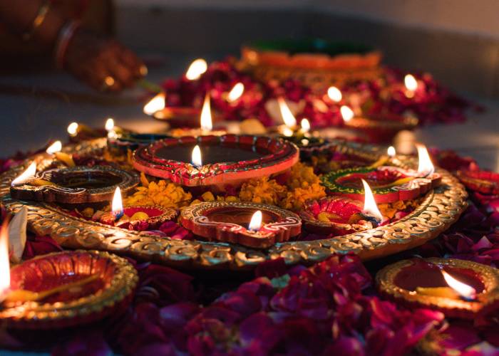 Celebrate Traditional Diwali and explore the soul of India with Moustache’s Golden Triangle Tour Packages