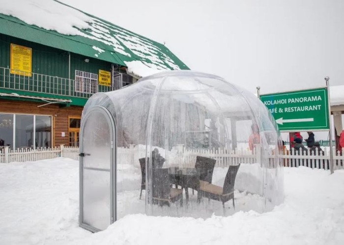 Watch Snowscape from Glass Case: India’s First Glass Igloo Restaurant Opens in Gulmarg, Kashmir