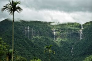 Read more about the article Meghalaya tour package