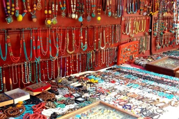 Best Things to Buy in Manali